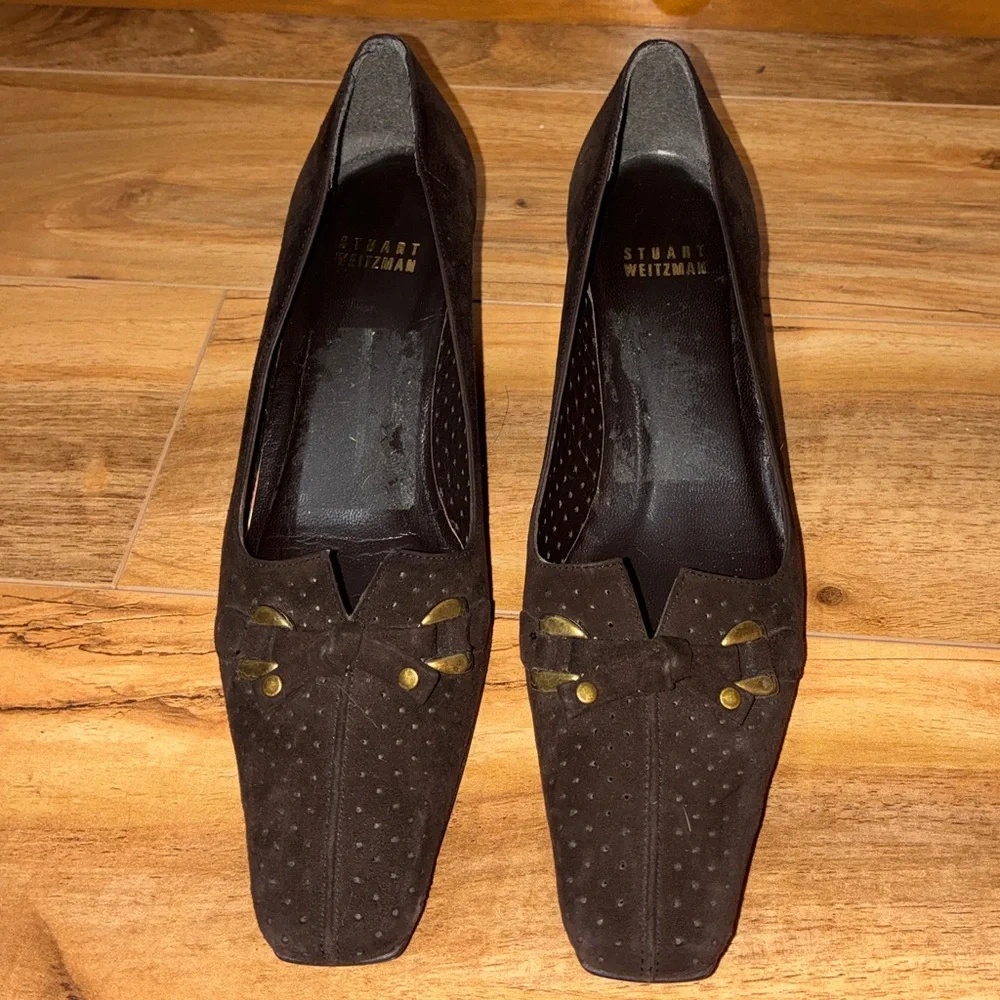 Stuart Weitzman Vintage Square Toe Brown Heels w/ gold accents - womens size 6.5